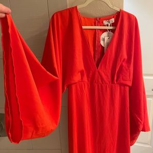 NWT Boo Hoo Kimono Sleeve Red Orange Gown Size 8